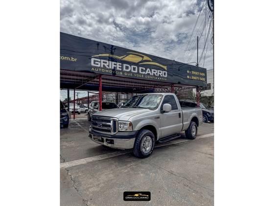 FORD F-250 4.2 XLT 4X2 CS TURBO DIESEL 2P MANUAL